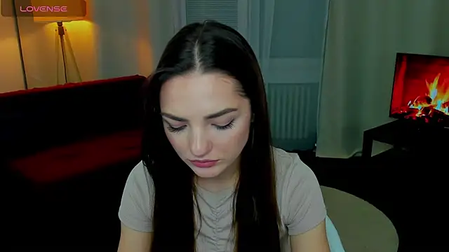 MyEllaLuvs online show from 10/13/25, 08:20