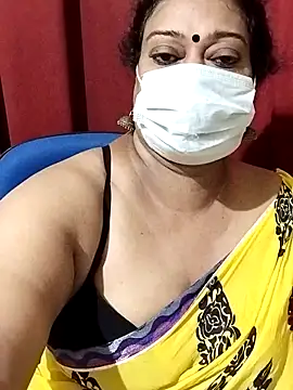 Snapshot of surekha-30 chatting on 02/27/26, 05:13 surekha-30 online show from 02/27/26, 05:13