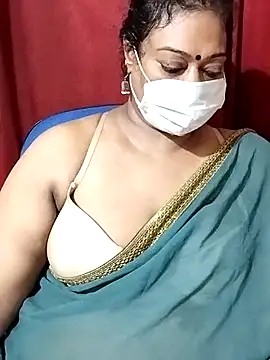 Snapshot of surekha-30 chatting on 03/05/26, 05:20 surekha-30 online show from 03/05/26, 05:20