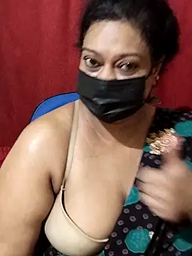 Snapshot of surekha-30 chatting on 05/21/26, 05:31 surekha-30 online show from 05/21/26, 05:31