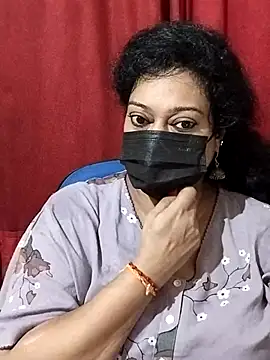 Snapshot of surekha-30 chatting on 05/25/26, 06:03 surekha-30 online show from 05/25/26, 06:03