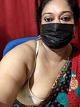 Snapshot of surekha-30 chatting on 06/10/26, 05:56 surekha-30 online show from 06/10/26, 05:56