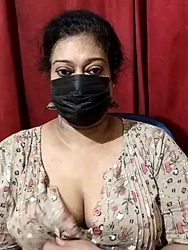 Snapshot of surekha-30 chatting on 06/15/26, 05:48 surekha-30 online show from 06/15/26, 05:48