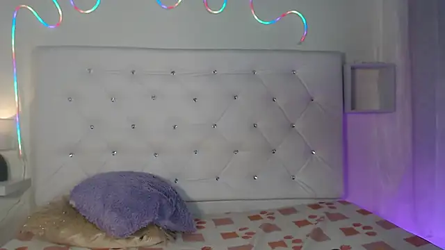 Snapshot of tatixxxvega chatting on 09/26/25, 01:26 tatixxxvega online show from 09/26/25, 01:26