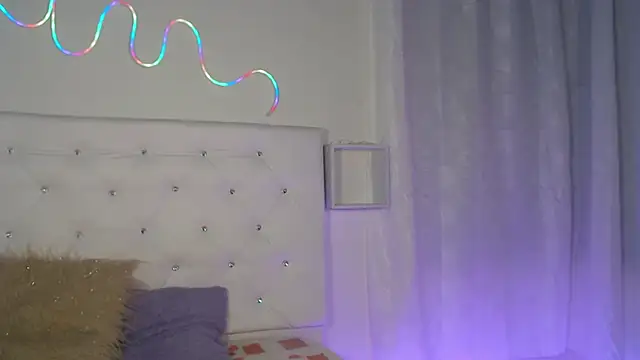 Snapshot of tatixxxvega chatting on 10/01/25, 01:28 tatixxxvega online show from 10/01/25, 01:28