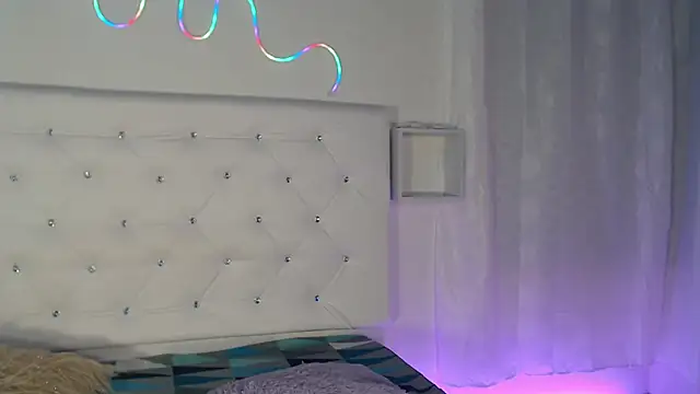 Snapshot of tatixxxvega chatting on 10/08/25, 01:20 tatixxxvega online show from 10/08/25, 01:20