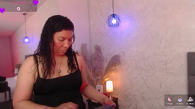Serena Houstonn online show from 07/29/26, 10:46