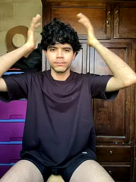 Axel-Mejia online show from 11/01/25, 02:08