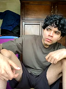 Axel-Mejia online show from 11/06/25, 01:45