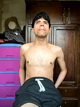 Axel-Mejia online show from 11/19/25, 07:14