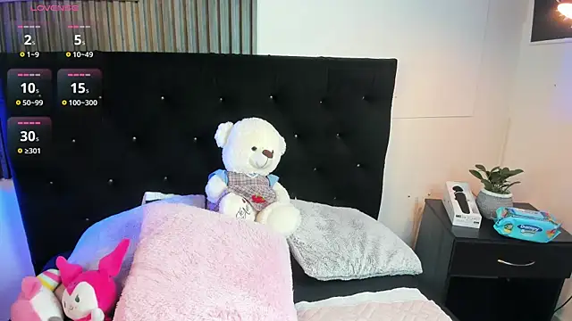 nanny  cute online show from 09/28/25, 04:40