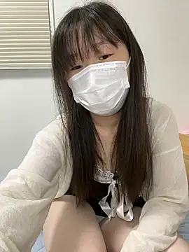 Snapshot of ichi89_1101 chatting on 10/24/25, 11:28 ichi89 1101 online show from 10/24/25, 11:28