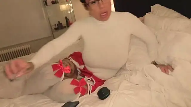 Snapshot of sexygilf82 chatting on 09/26/25, 09:08 sexygilf82 online show from 09/26/25, 09:08