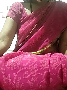 Snapshot of smartangel_telugu chatting on 11/18/25, 07:51 smartangel telugu online show from 11/18/25, 07:51