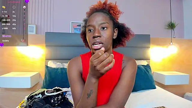  emma willliams  online show from 10/07/25, 04:37