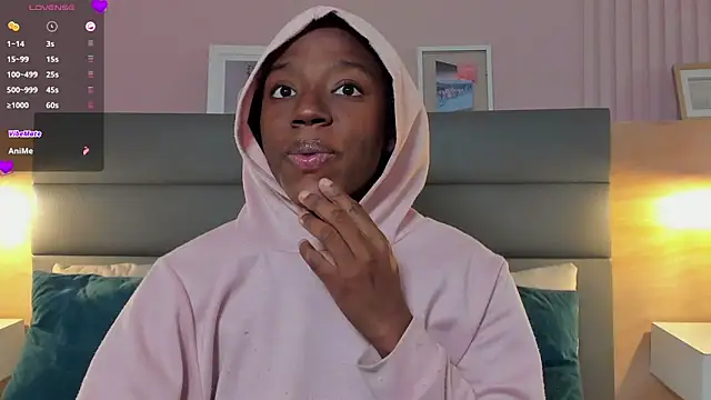  emma willliams  online show from 10/21/25, 01:45