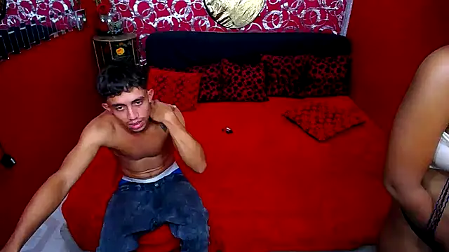 Snapshot of GABOPEIN chatting on 11/08/25, 07:23 GABOPEIN online show from 11/08/25, 07:23