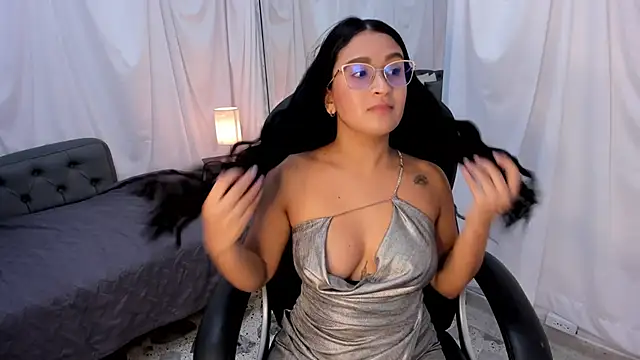 emma morrison online show from 10/18/25, 02:58