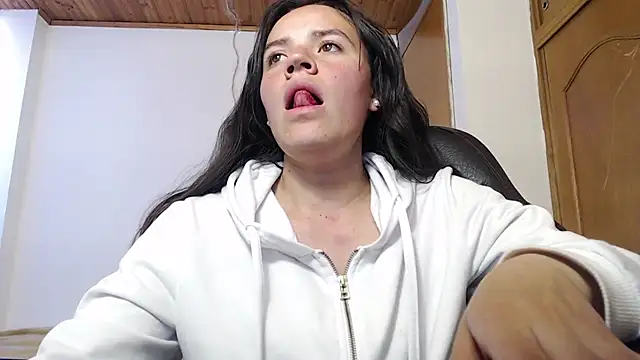 Skylar Serenity online show from 09/16/25, 08:54