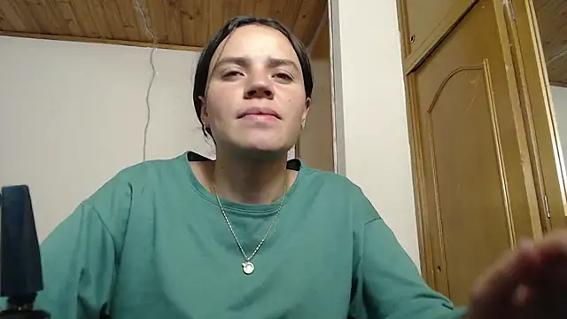 Skylar Serenity online show from 10/18/25, 10:43