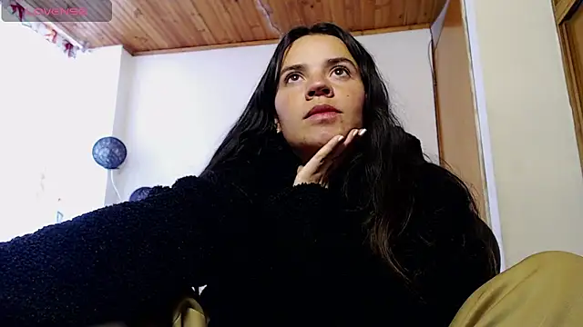 Skylar Serenity online show from 10/30/25, 07:47