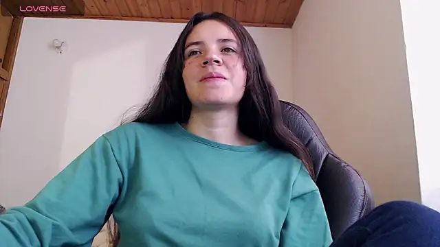 Skylar Serenity online show from 11/20/25, 05:45