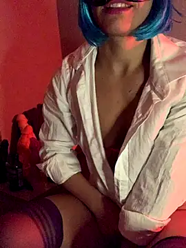 MaskeliParti online show from 10/19/25, 09:43