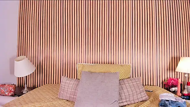 keeyla stone online show from 10/08/25, 09:56