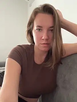 Candy Foxxxy  online show from 09/18/25, 09:00