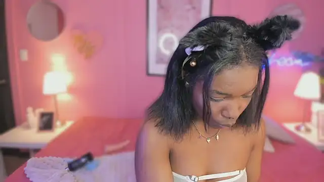 Annia DH online show from 09/19/25, 08:42