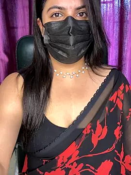 Snapshot of best_couple19 chatting on 11/01/25, 10:17 best couple19 online show from 11/01/25, 10:17