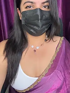 Snapshot of best_couple19 chatting on 11/03/25, 11:44 best couple19 online show from 11/03/25, 11:44