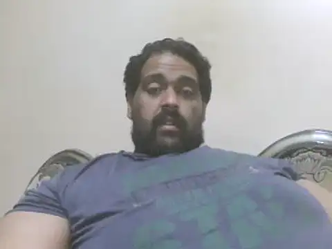 Snapshot of elpoop7305 chatting on 09/23/25, 11:30 elpoop7305 online show from 09/23/25, 11:30