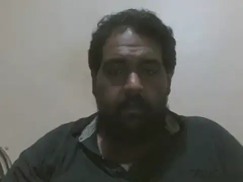 Snapshot of elpoop7305 chatting on 09/25/25, 10:13 elpoop7305 online show from 09/25/25, 10:13