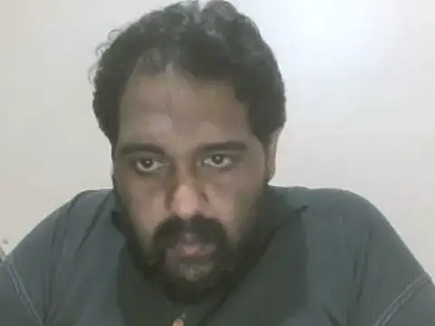 Snapshot of elpoop7305 chatting on 09/29/25, 08:41 elpoop7305 online show from 09/29/25, 08:41