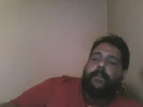 Snapshot of elpoop7305 chatting on 10/21/25, 10:49 elpoop7305 online show from 10/21/25, 10:49