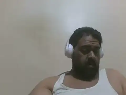 elpoop7305 online show from 05/03/26, 02:34
