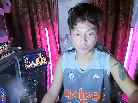 YourNikkieXxx online show from 06/04/26, 07:25