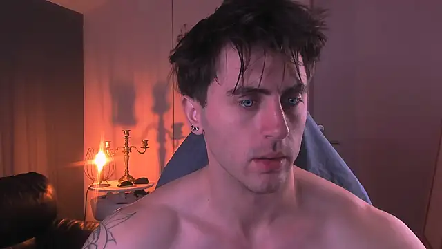 Snapshot of Oscar_Miller_ chatting on 09/23/25, 08:56 Oscar Miller online show from 09/23/25, 08:56