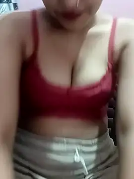 Snapshot of Malikaa-baby5 chatting on 09/19/25, 05:57 Malikaa-baby5 online show from 09/19/25, 05:57