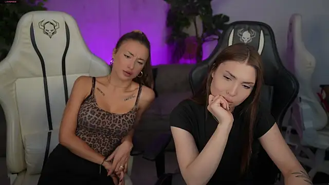 Snapshot of Luna_secretgirl chatting on 10/31/25, 07:53 Luna secretgirl online show from 10/31/25, 07:53