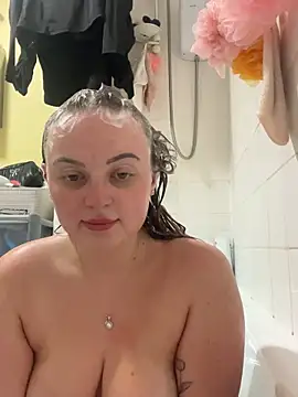 Snapshot of SexySashaxox chatting on 06/05/26, 09:31 SexySashaxox online show from 06/05/26, 09:31