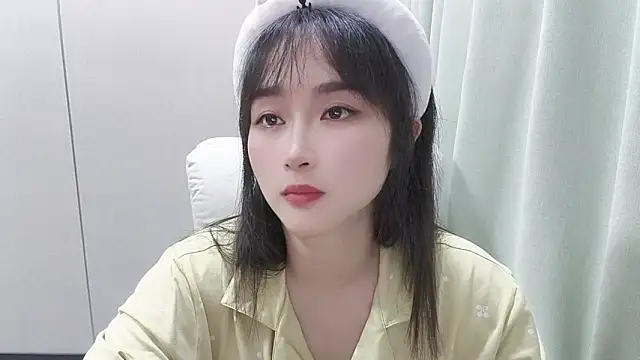 Honeysexy-1 online show from 10/28/25, 11:47