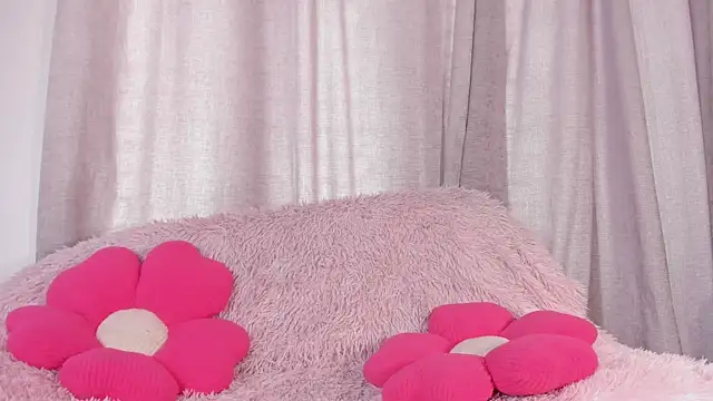 ameliiaa smith online show from 12/05/25, 07:21