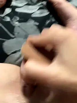 SomeWhatFoxyX online show from 10/25/25, 08:25