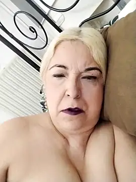 MarielaFerrer online show from 10/25/25, 11:07