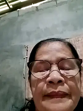 Snapshot of Sweet-Lita50 chatting on 09/21/25, 04:47 Sweet-Lita50 online show from 09/21/25, 04:47