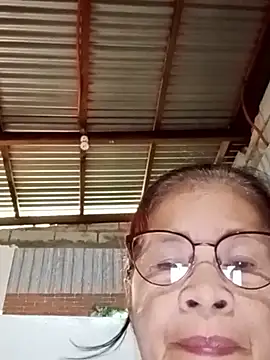 Snapshot of Sweet-Lita50 chatting on 10/18/25, 12:13 Sweet-Lita50 online show from 10/18/25, 12:13