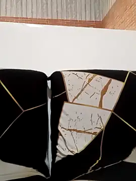 Snapshot of Sweet-Lita50 chatting on 10/27/25, 01:09 Sweet-Lita50 online show from 10/27/25, 01:09