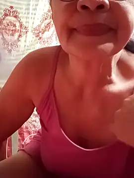 Snapshot of Sweet-Lita50 chatting on 11/12/25, 04:57 Sweet-Lita50 online show from 11/12/25, 04:57